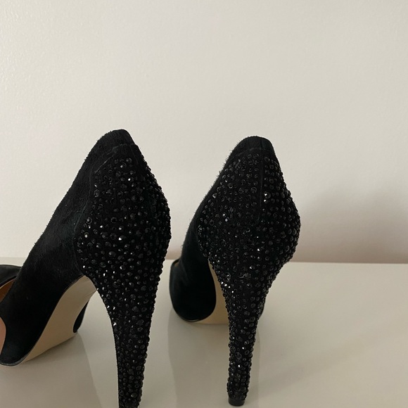 Black Heels with sparkle - Picture 5 of 6